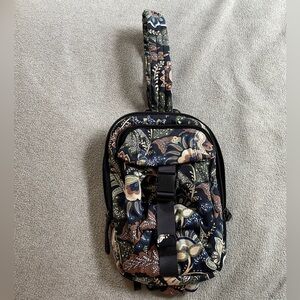 Vera Bradley Java Navy Utility Sling
